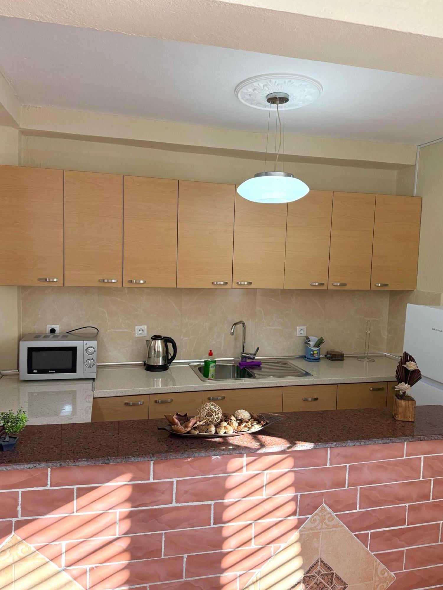 Shkodra Guest House 2 ภายนอก รูปภาพ